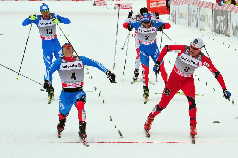 Разножка в лыжах. Лыжные гонки суперспринт мужчины гонка Нортуга. Морилов Ванкувер.