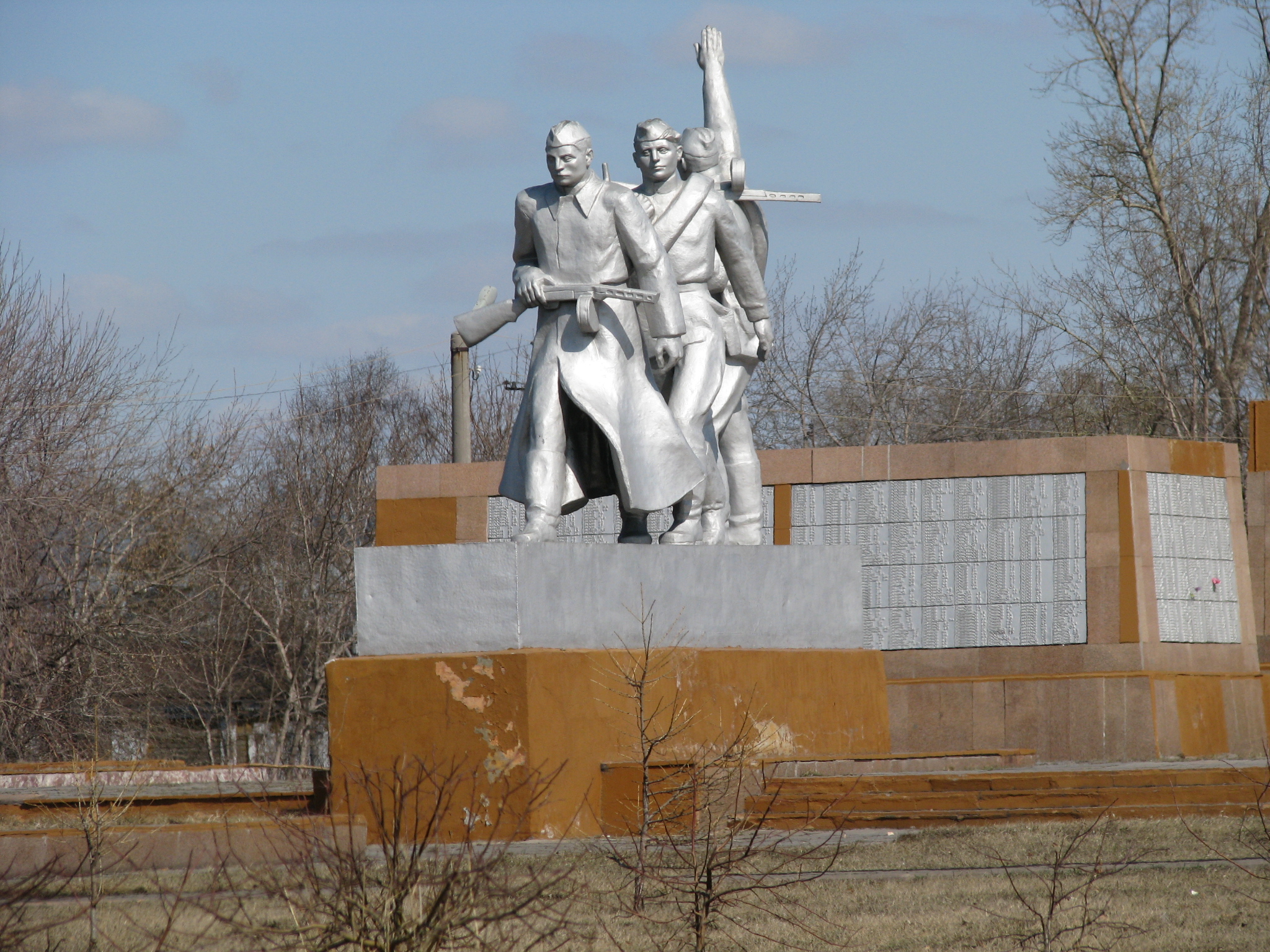 Памятники в барабинске фото и описание